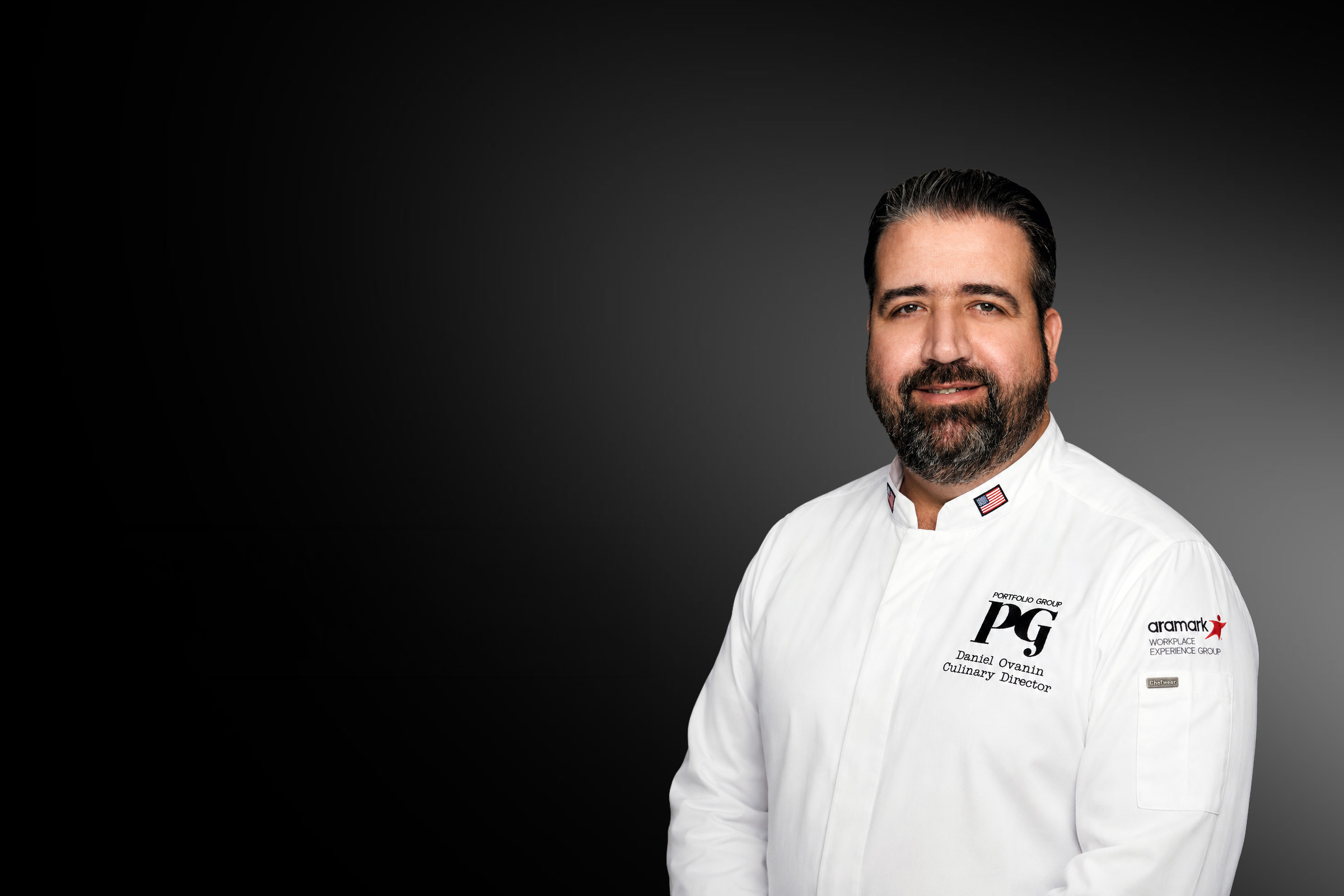 Daniel Ovanin headshot.